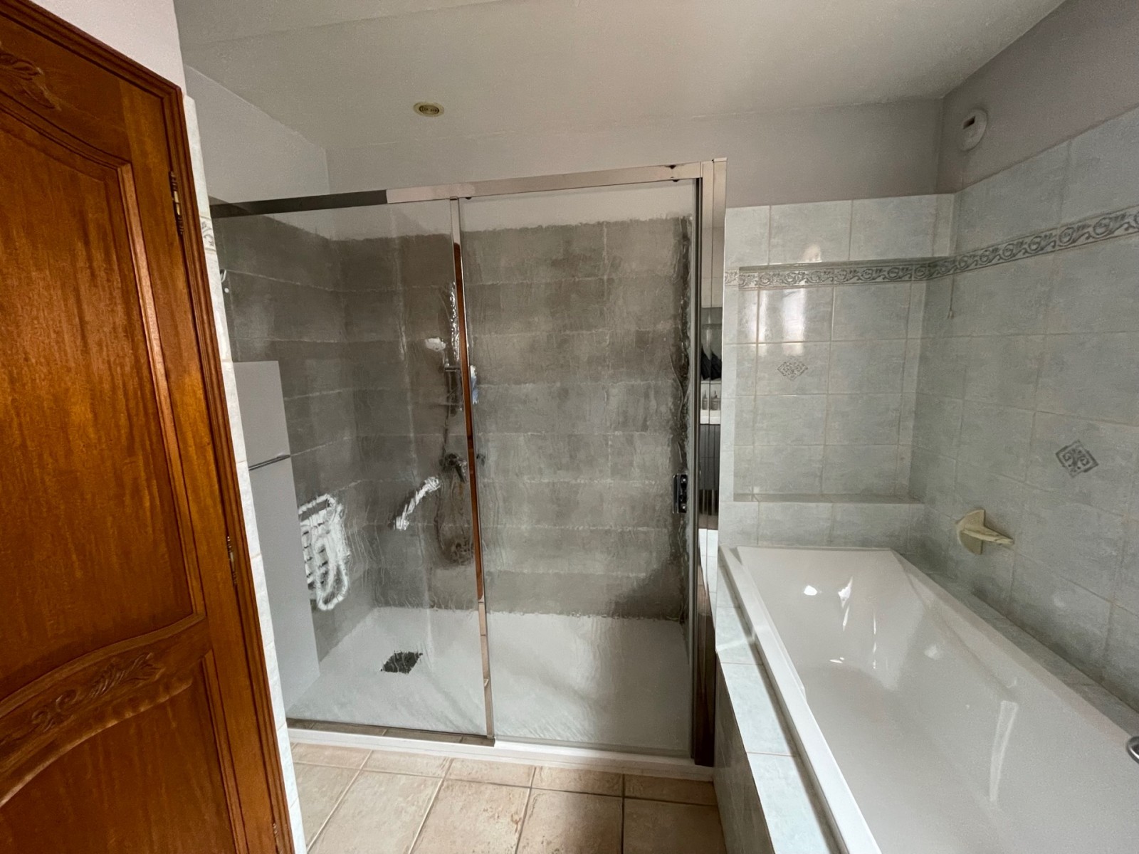 Aménagement salle de bain PMR Toulon VAR