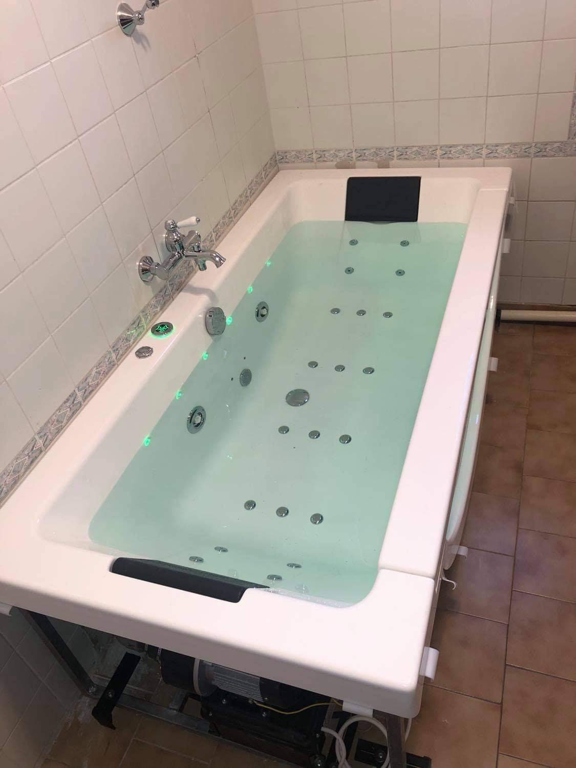 Installation d'une baignoire balnéo à Sanary