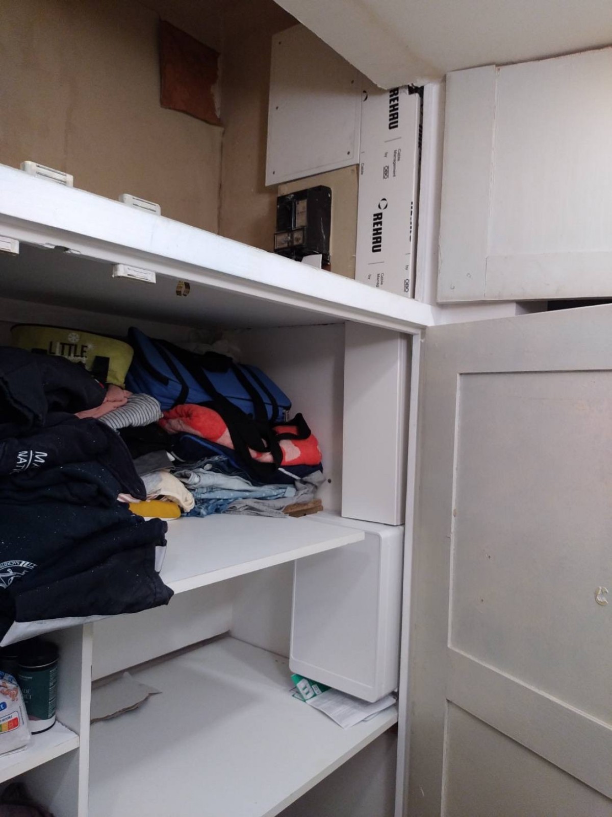 Rénovation d’un tableau électrique par un professionnel agrée à Sanary Sur Mer Var