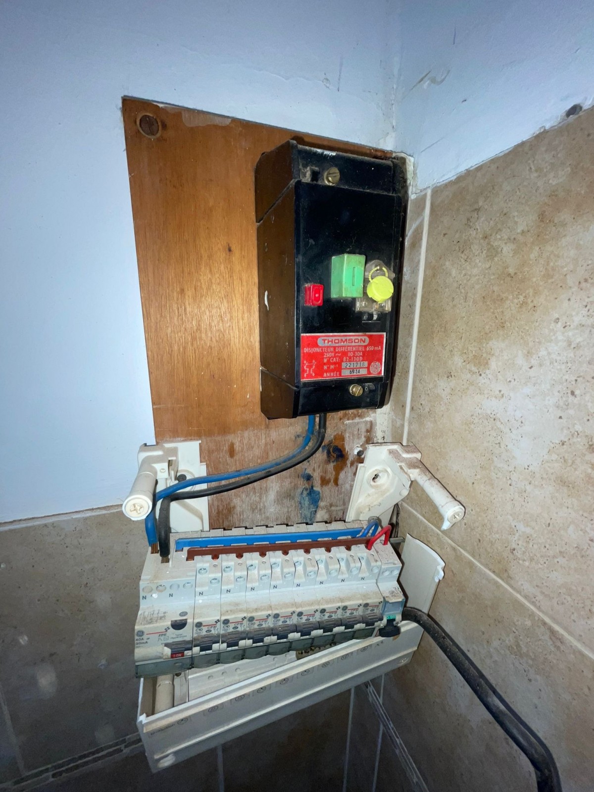 entreprise d'electricité pas cher à la Seyne sur Mer Var 83