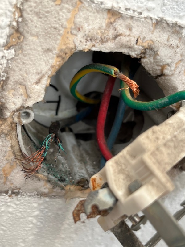 Electricien qualifié pour un dépannage électrique à La Seyne Sur Mer et ses alentours