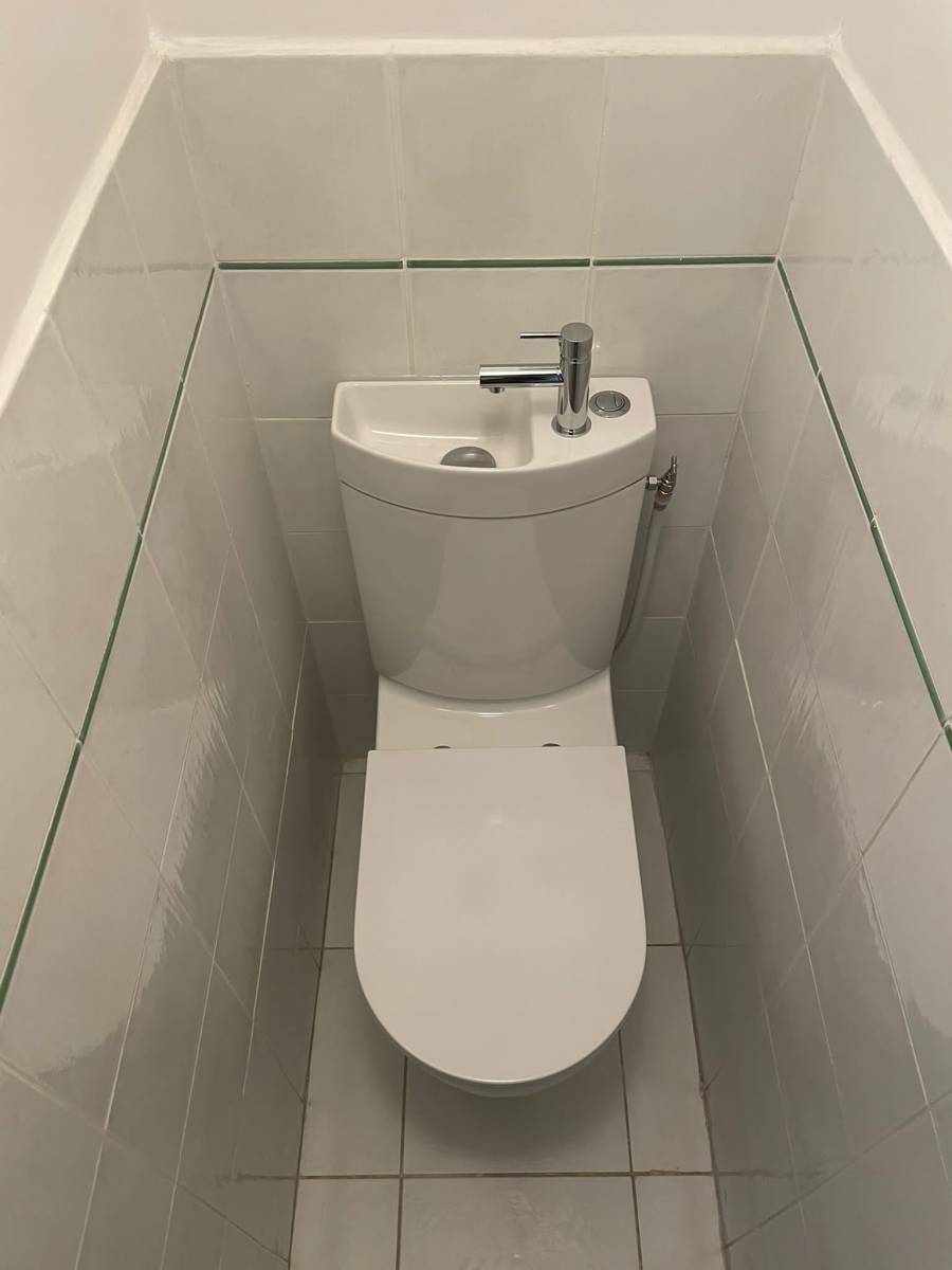 Pose WC avec lave-mains intégré